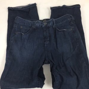 Miracle Body jeans